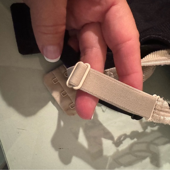 Felina Black and Tan Bras - Picture 5 of 6